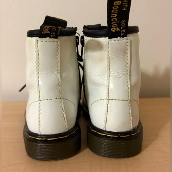 Toddler Dr. Marten White Patent Leather Boots with Hand Painted Flowers US 9 - Picture 3 of 9